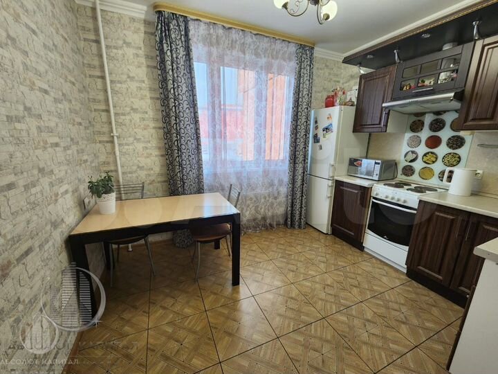 2-к. квартира, 62 м², 2/17 эт.