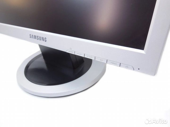Монитор Samsung syncmaster 913n