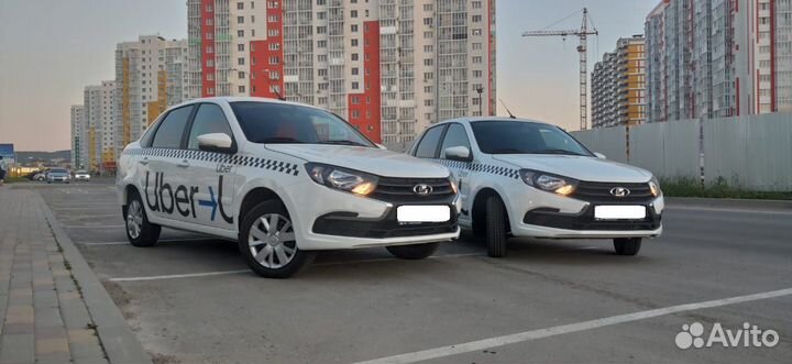 Водитель такси