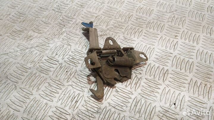 Замок капота Дэу Леганза