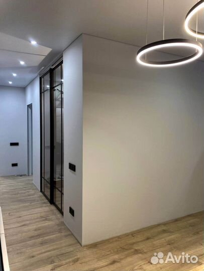 Стеклянная перегородка