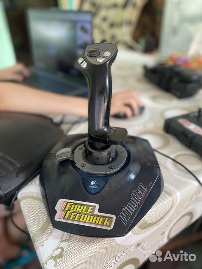 Джойстик logitech Force 3D и руль Thrustmaster