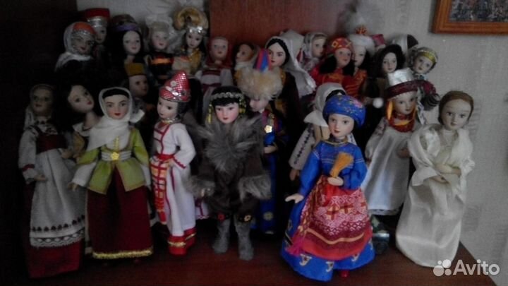 Куклы в народных костюмах