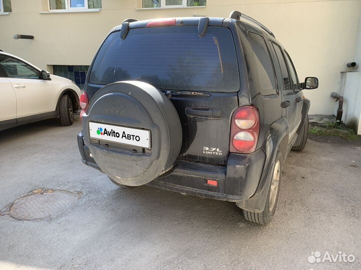 Jeep Cherokee 3.7 AT, 2006, 300 000 км