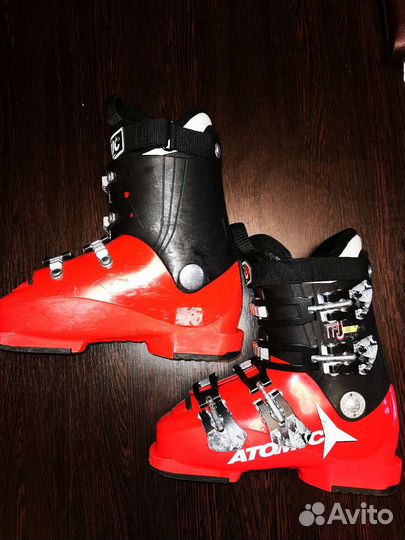 Горнолыжные ботинки 22