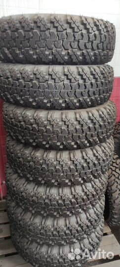 Forward Safari 530 235/75 R15C