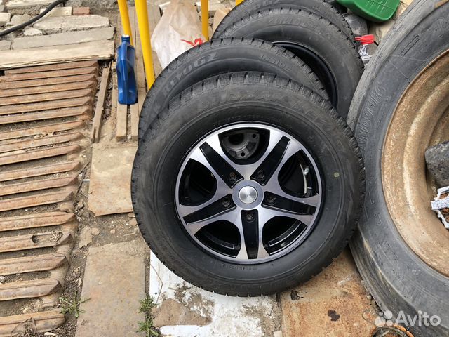 Авито литье нива. Нива на литье 215/65/16. Литье на ниву 215/ 60 r16 лето. Резина 215 55 16 на ниву. Диски литье 215 65 16 Нива Шевроле красивые.