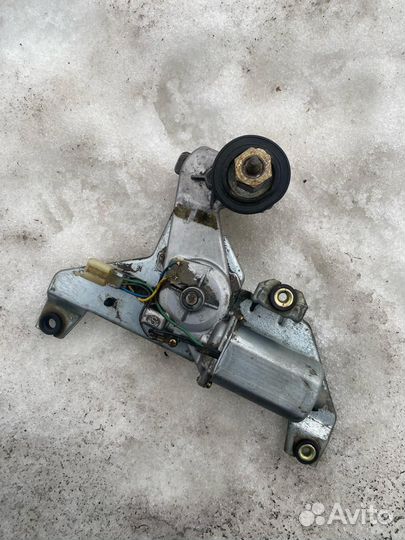 Двигатель стеклоочистителя задний Subaru Impreza G