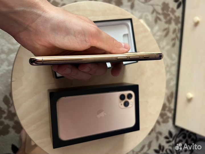 iPhone 11 Pro, 64 ГБ
