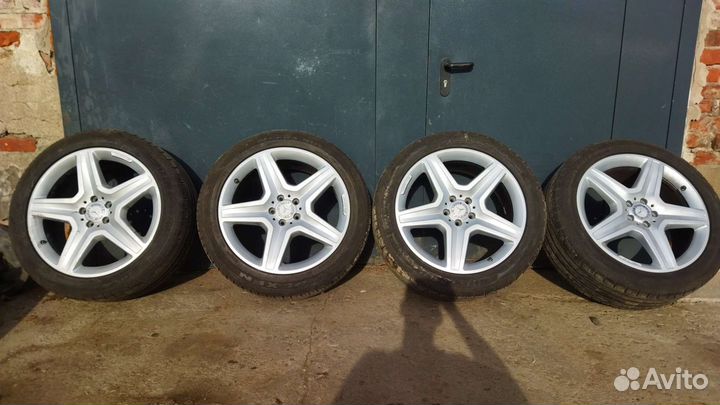 Комплект оригинальных дисков с резиной