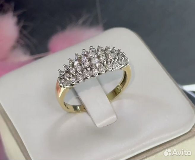 Золотое кольцо с бриллиантами