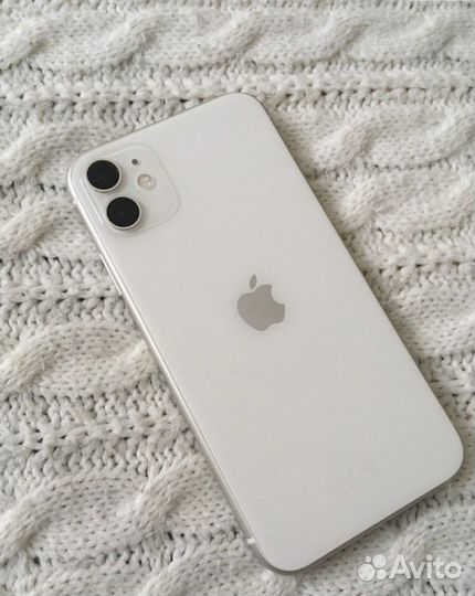 Телефон iPhone 11