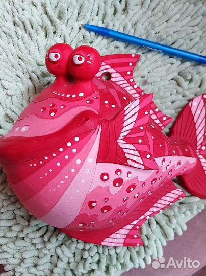 Глиняная рыба на стену