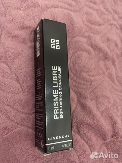 Givenchy консилер