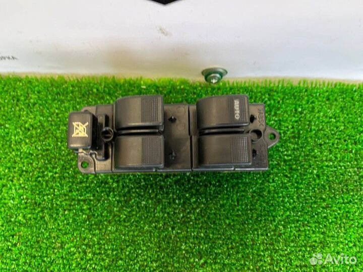 Блок управления стеклоподъемниками Mazda 6