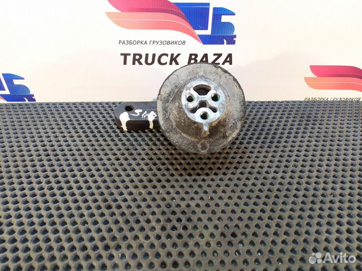 Подушка двигателя передняя правая