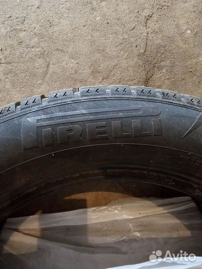 Pirelli Ice Zero 225/55 R17