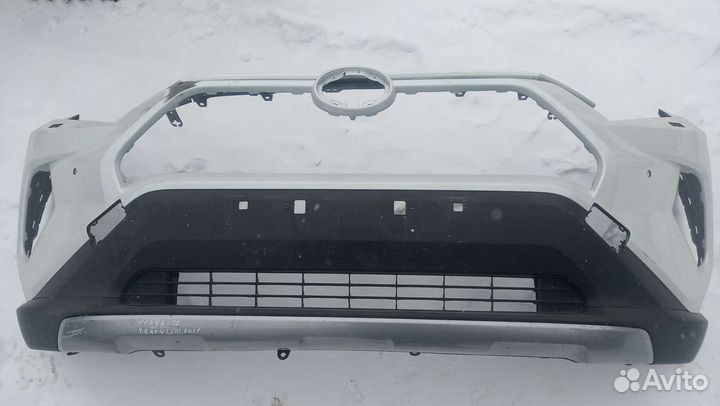 Бампер передний Toyota Rav4 50