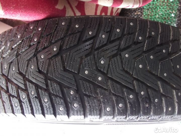 Hankook DM07 215/60 R16