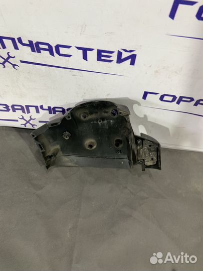 Кожух рулевой колонки