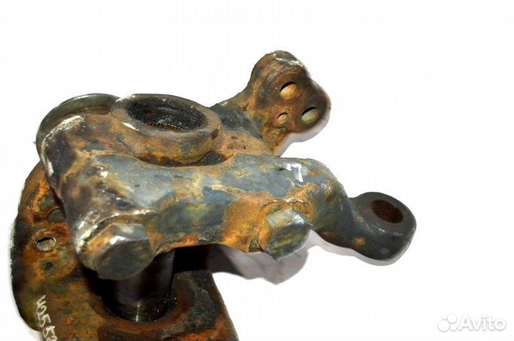 Поворотный кулак переднего моста, левый mercedes-b