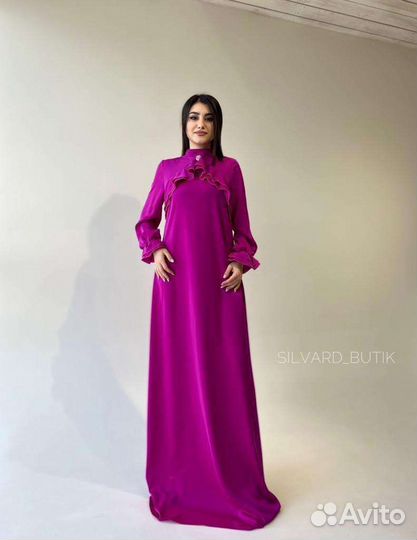 Женская одежда платья