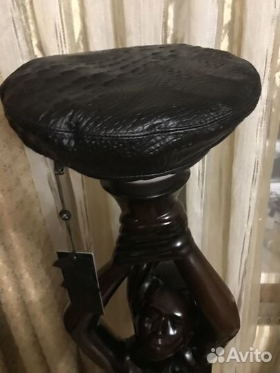 Берет женский кожаный