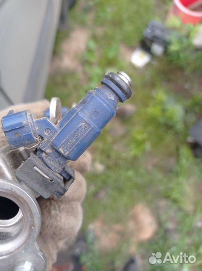 Kia sportage 3 2.0 бензин форсунка топливная