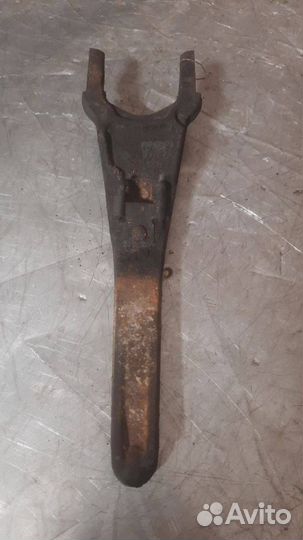 Вилка сцепления Mitsubishi Space Runner 2 1999