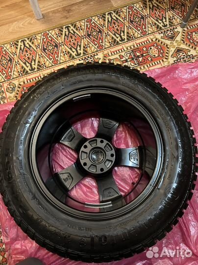 Комплект зимних колес r17