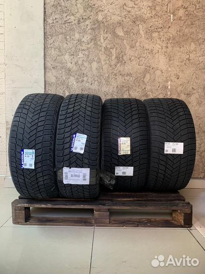 Michelin X-Ice Snow SUV 275/45 R20 и 305/40 R20