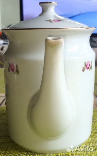 Фарфоровый заварочный чайник thun