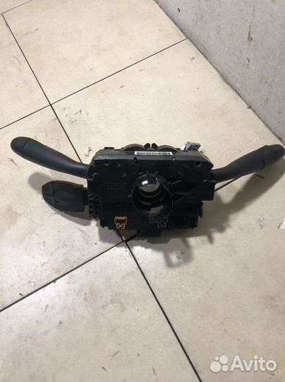 Переключатель подрулевой Пежо 308 408