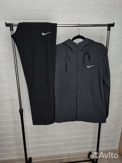 Спортивный костюм великан