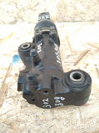 Гидроцилиндр kdss Toyota Land Cruiser 200 задний