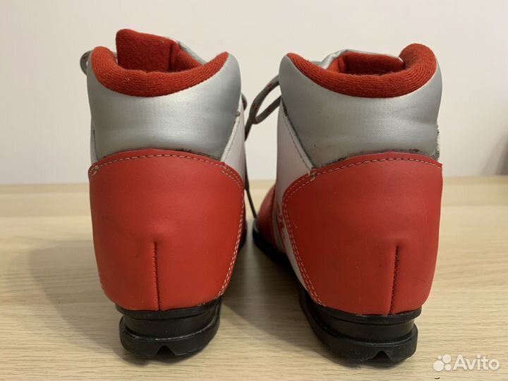 Лыжные ботинки 36 размер