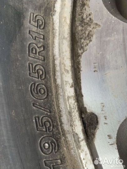 Bridgestone Blizzak 6 195/65 R15 27