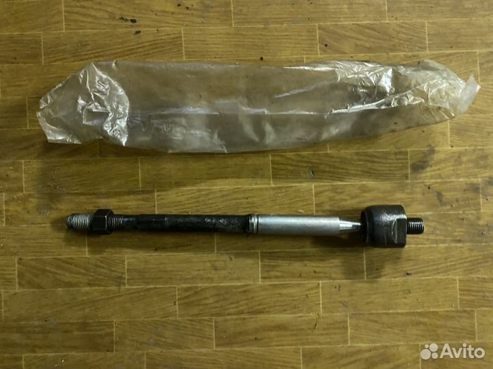 Тяга рулевая на toyota corolla