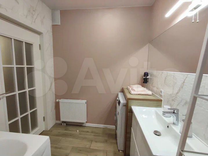 2-к. квартира, 52 м², 2/24 эт.