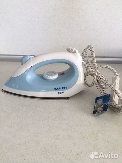Утюг Scarlett новый