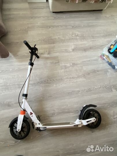 Самокат взрослый городской Urban Scooter Brake