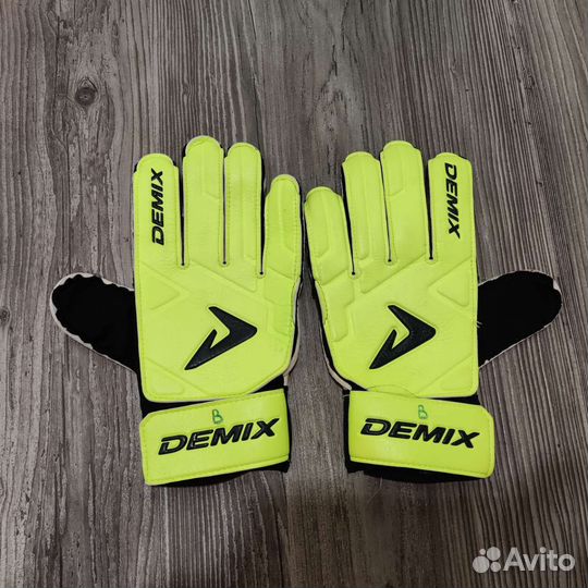 Гольфы футбольные размер S 35-38 красные