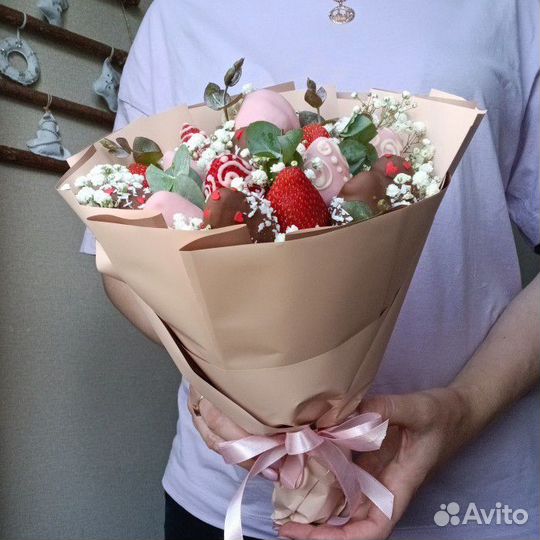 Букет из клубники в шоколаде