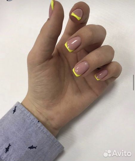 Наращивание ногтей