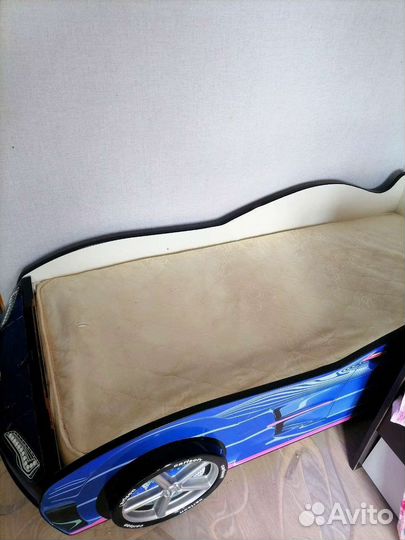 Детская кровать с матрасом