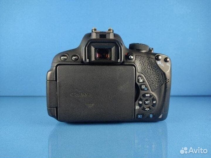 Фотоаппарат Canon EOS 700D (K152)
