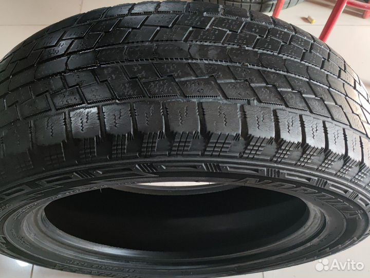 Hankook Nordik IS RW08 235/60 R18 103T