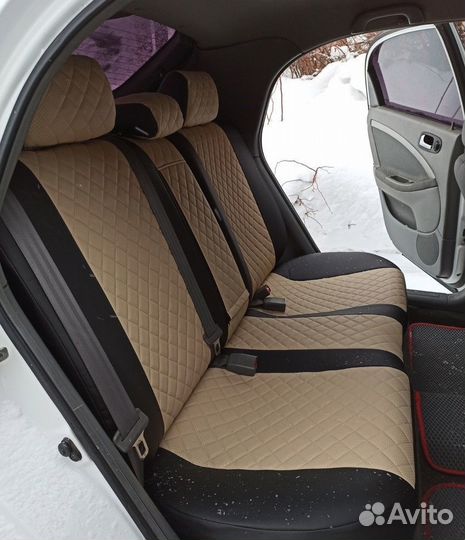 Автомобильные чехлы на Chevrolet Lacetti