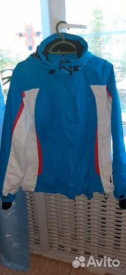 Куртка для катаниях на лыжах и коньках