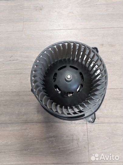 Мотор печки Mercedes Gl 500 4Matic 166 278.928